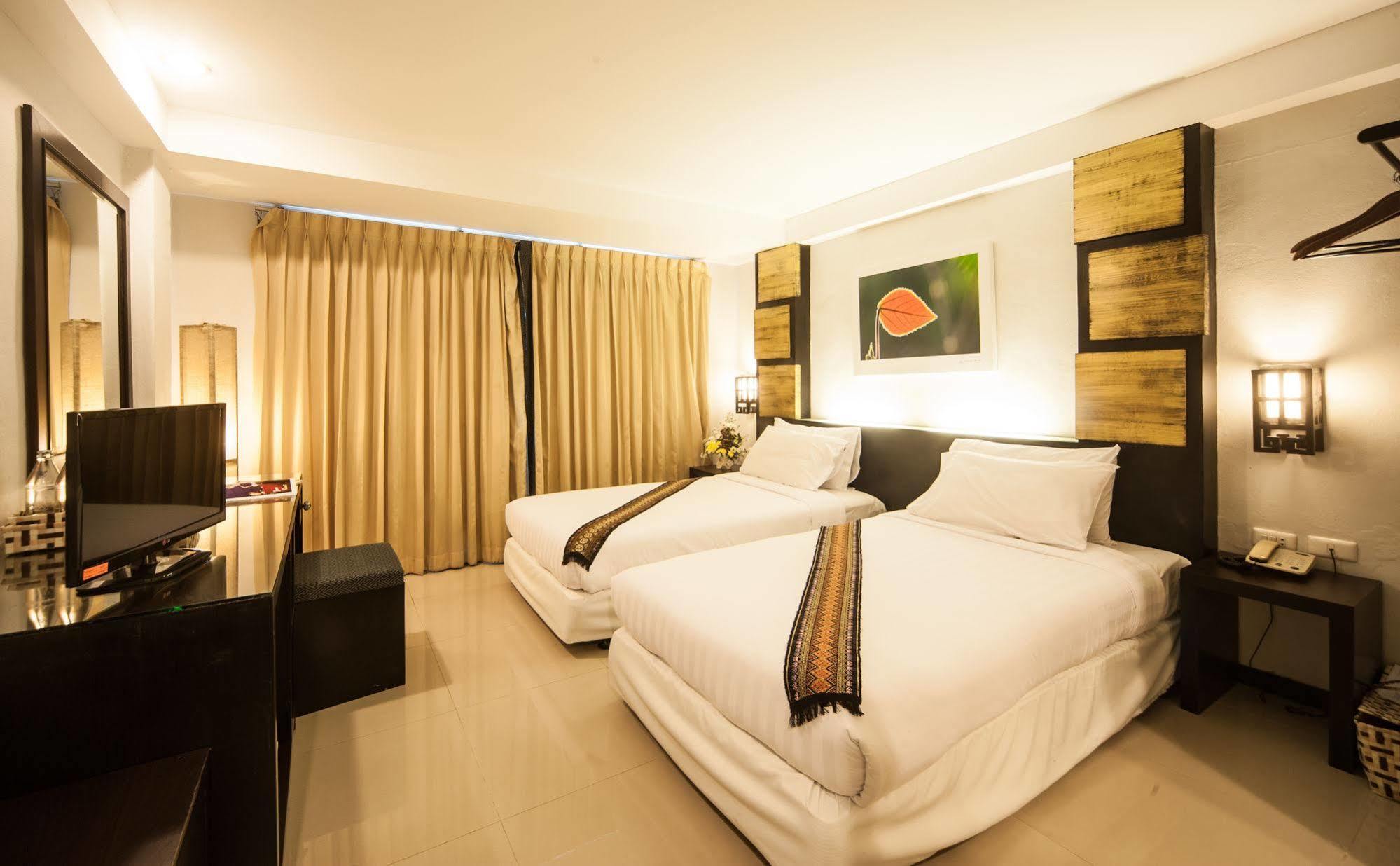 Crystal Inn Пхукет Экстерьер фото